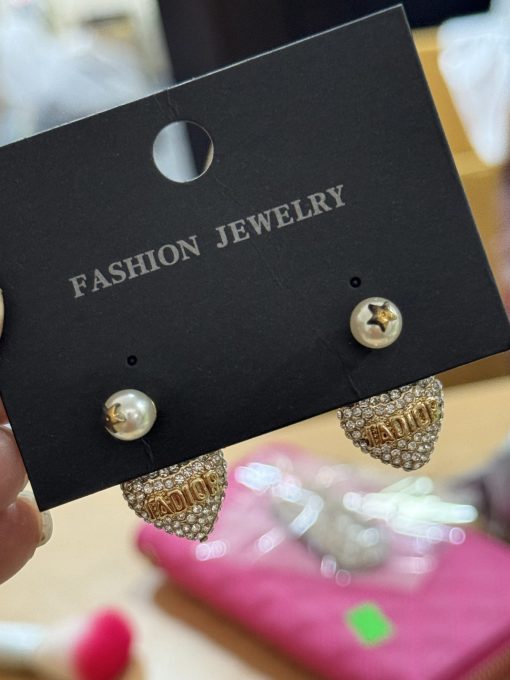 Jadore Earring 180 tk