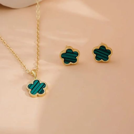 Van Cleef Pendent & Earrings Set